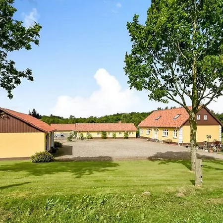 Farm stay Smidstrupvej 3 - The Gadbjerg
