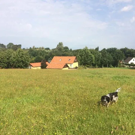 Farm stay Smidstrupvej 3 - The